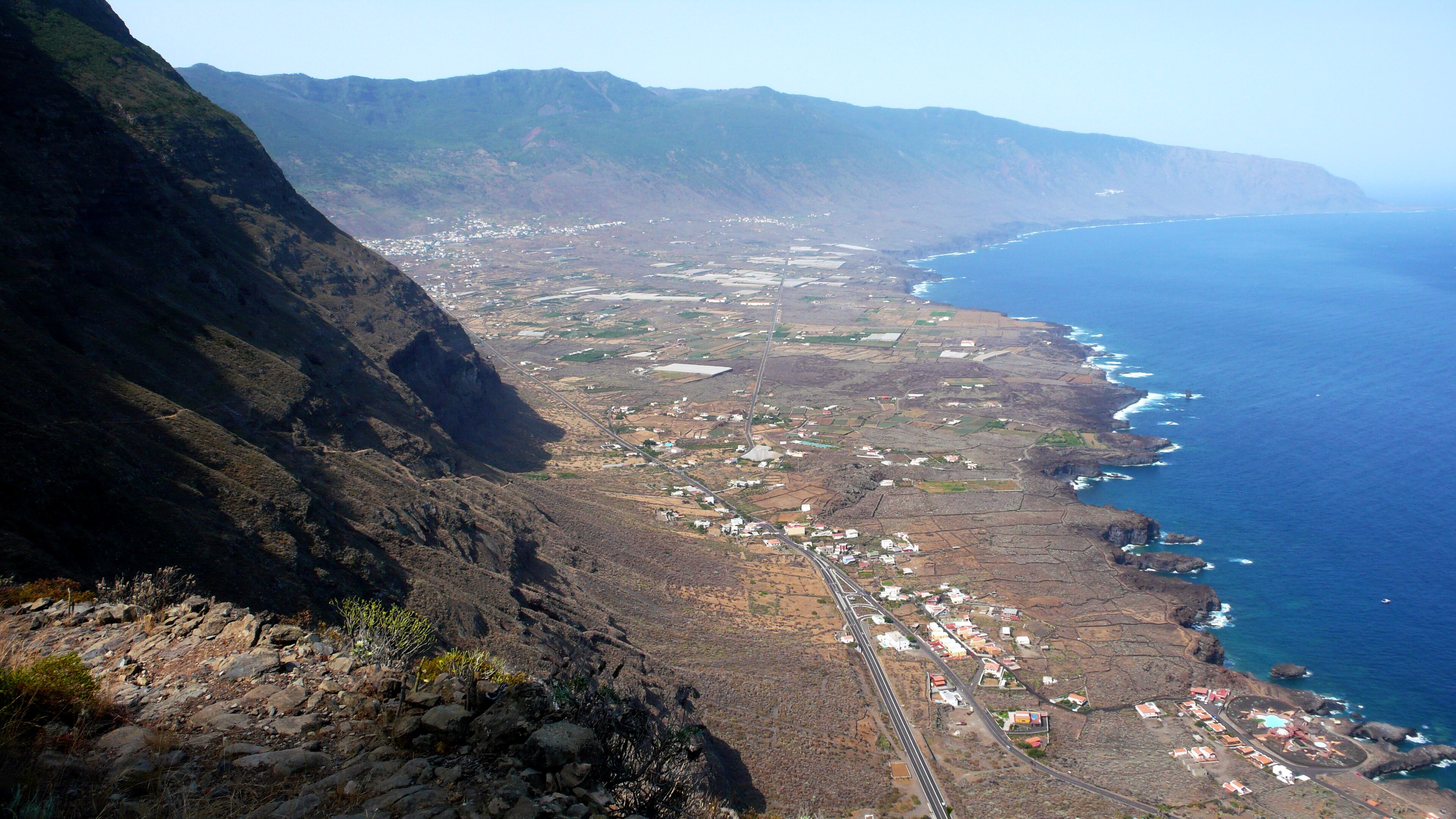 El Hierro con niños pequeños: lagartos gigantes, pinares y piscinas naturales